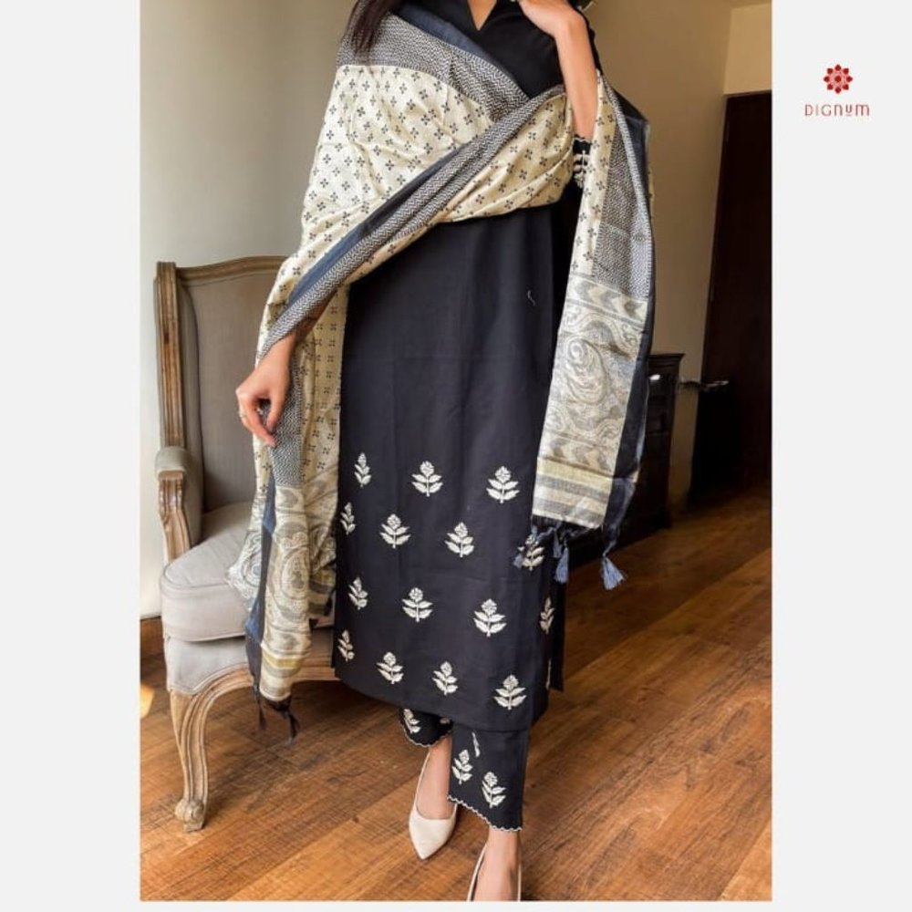 Raven Black Kurti with Pant and Dupatta - Picture 3 of 7